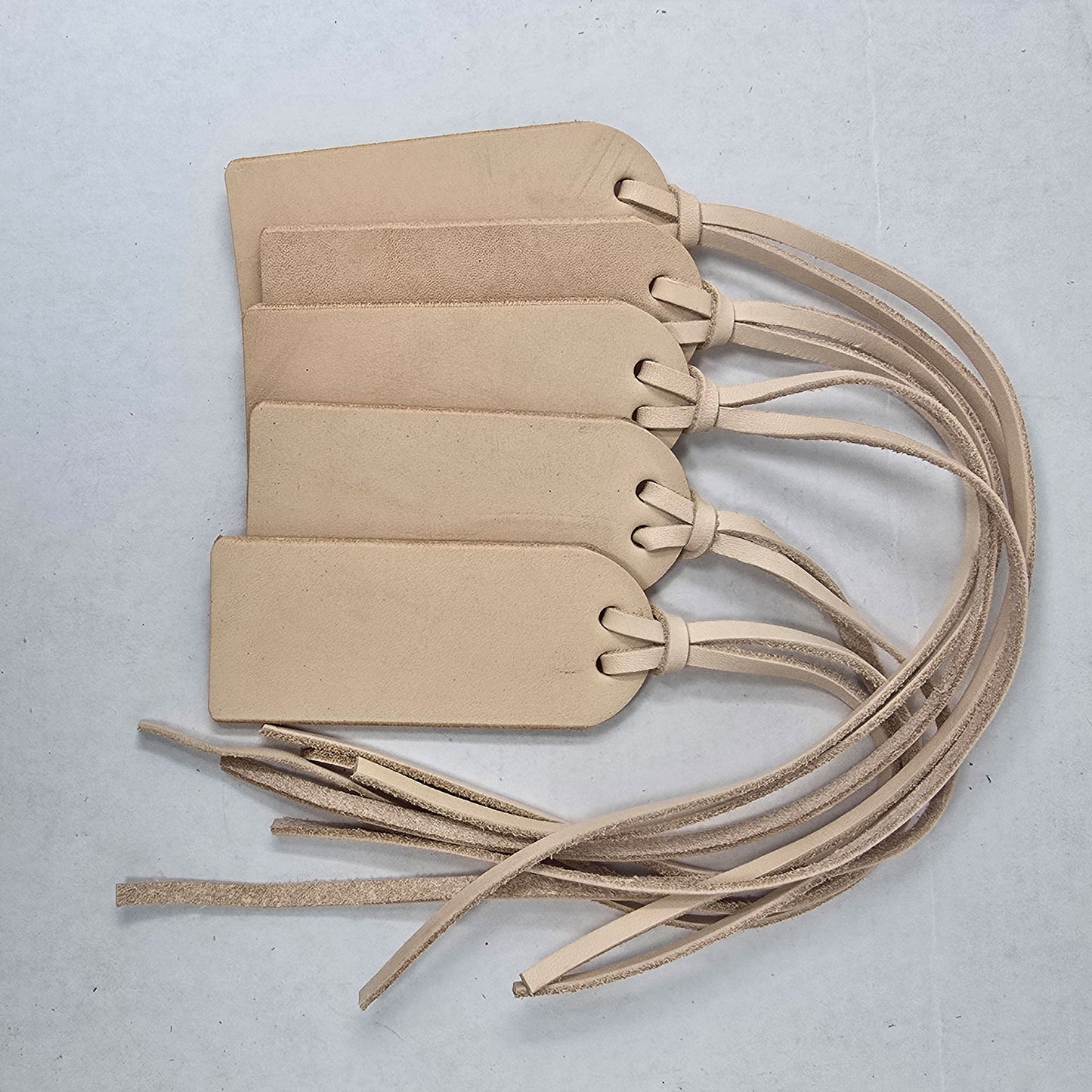 Set of 5 vegetable tanned leather luggage tags personalization ready