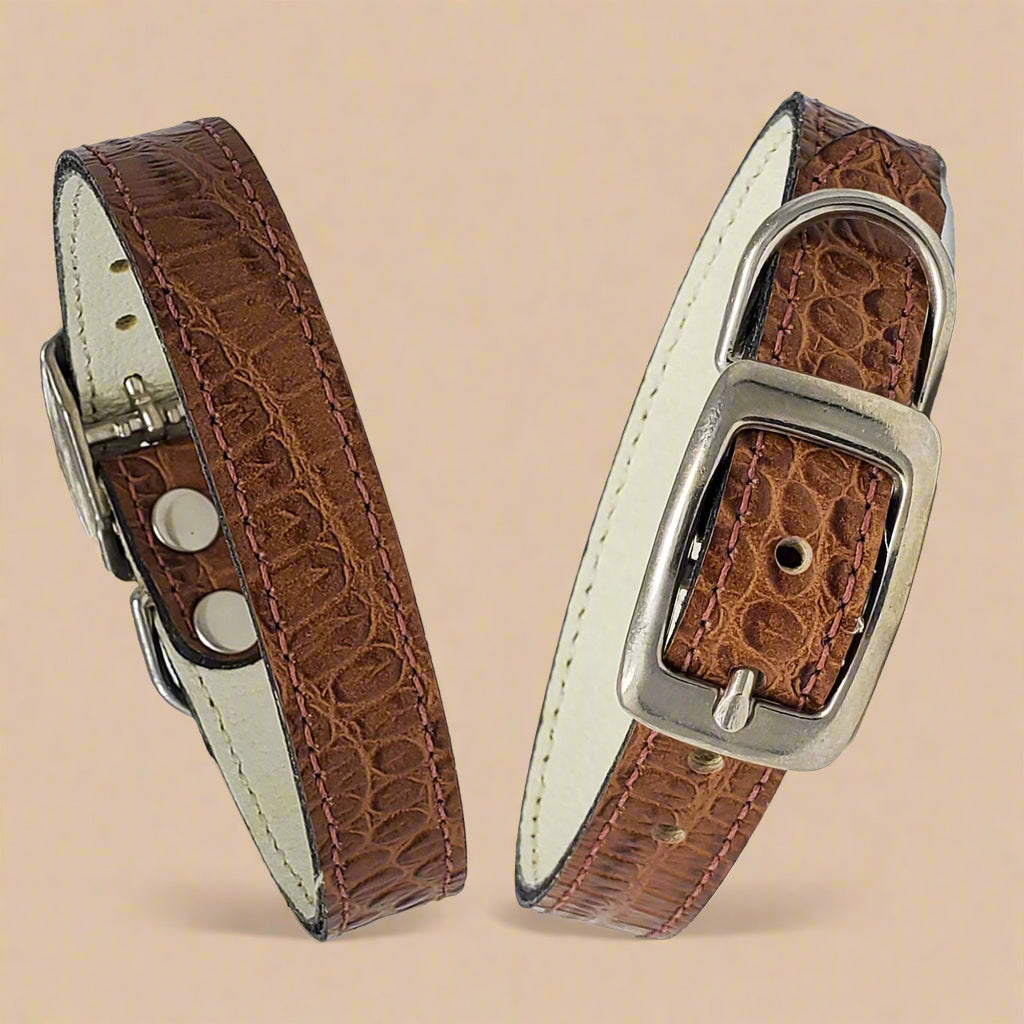 Handcrafted Small Leather Dog Collar – A beautifully handcrafted leather dog collar in a small size, designed for durability and comfort.